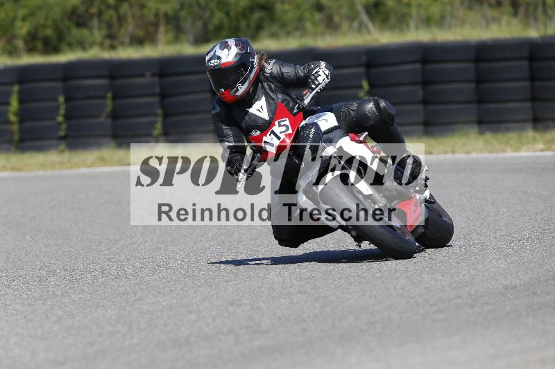/48 25.08.2025 Cornu Master School ADR/gruen-vert/115
